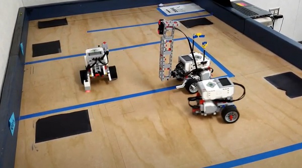 Lego Mindstorms EV3-as robotok (a kép illusztráció)
